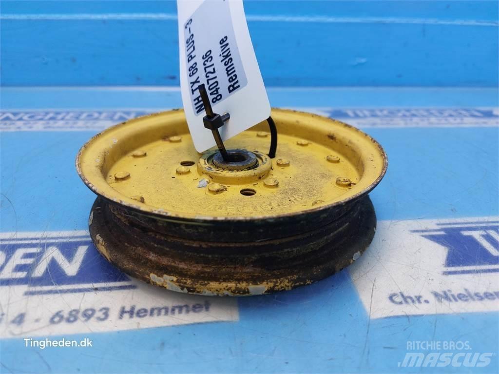 New Holland TX68 Sonstige Landmaschinen