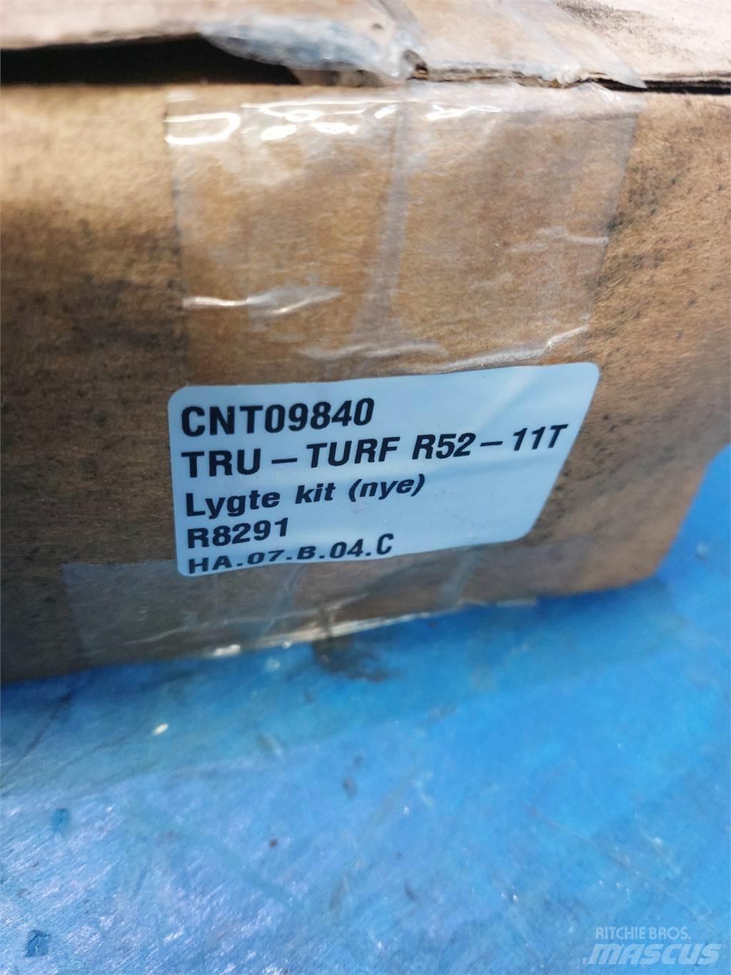  Tru-Turf R52 Sonstige Baumaschinen