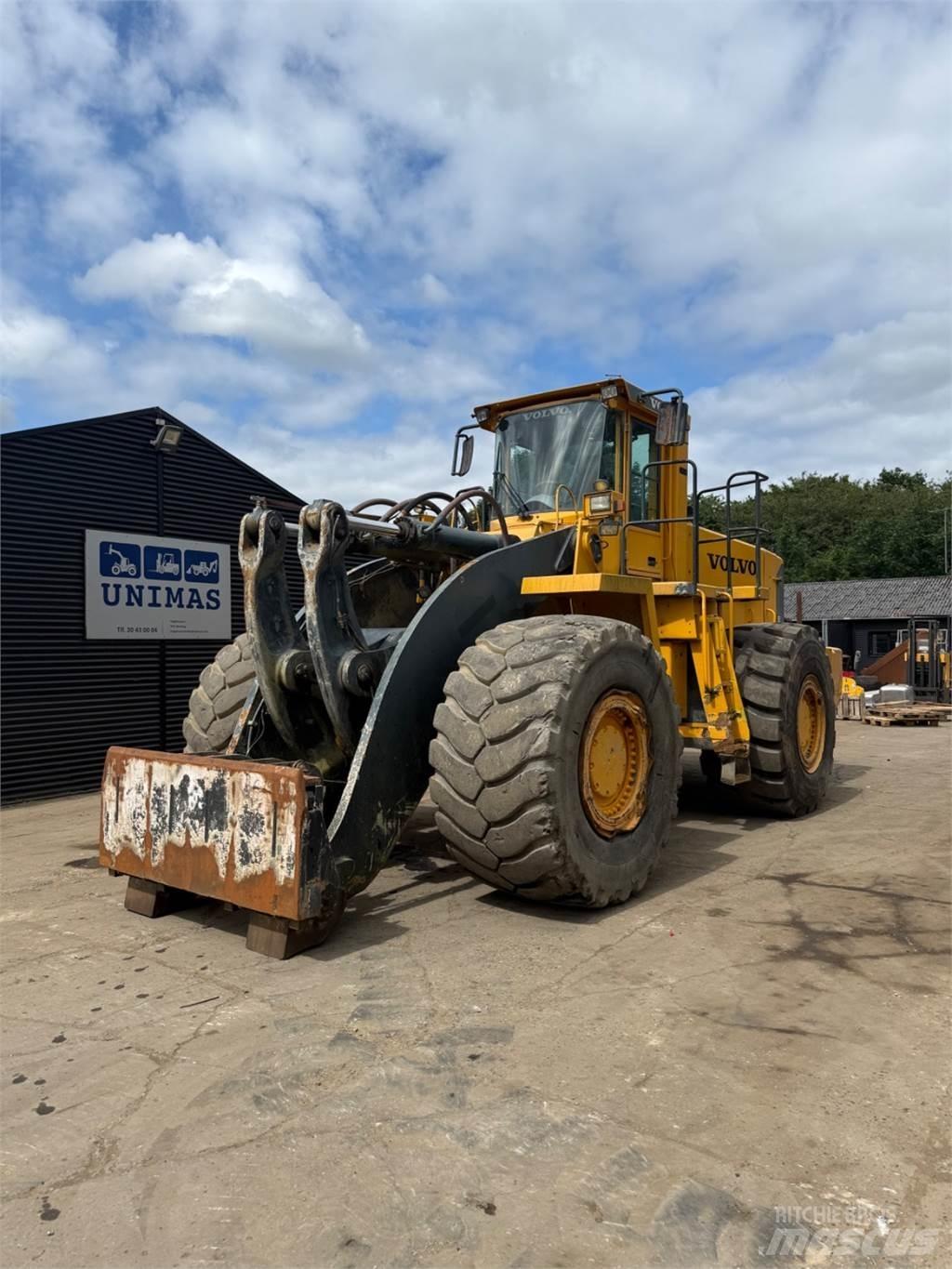 Volvo L330D Radlader