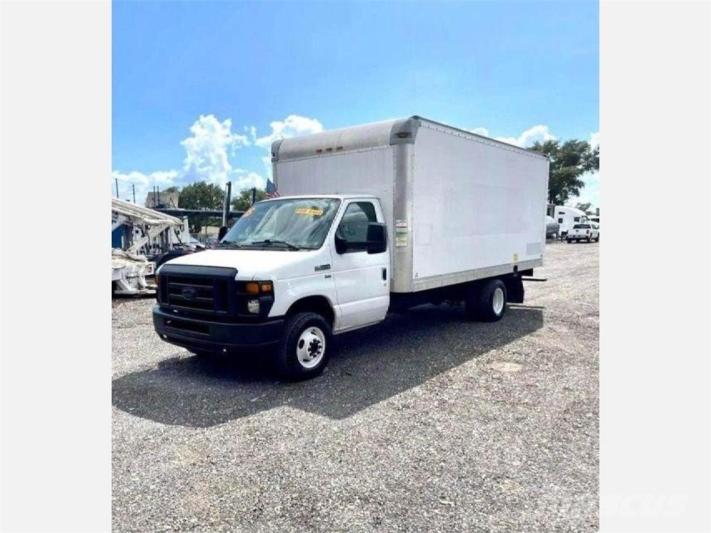 Ford E-350 Kofferaufbau