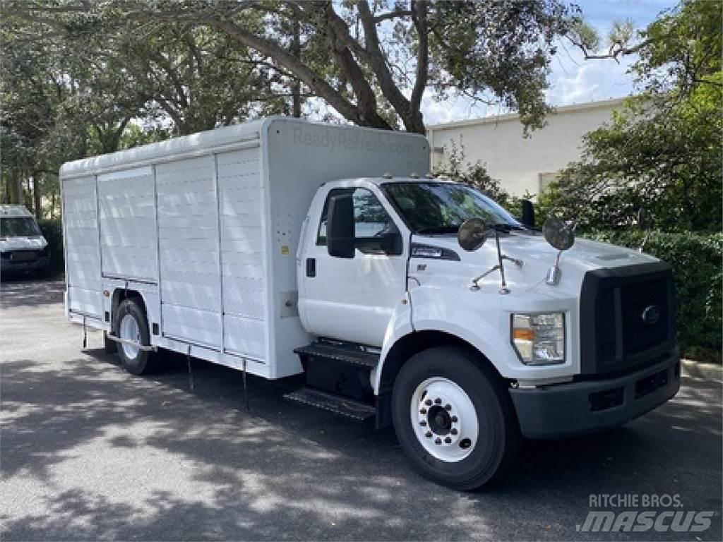 Ford F650 Getränkewagen