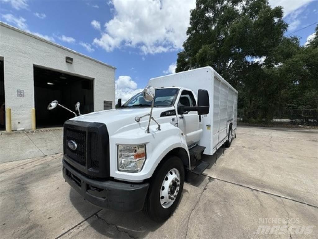 Ford F650 Getränkewagen