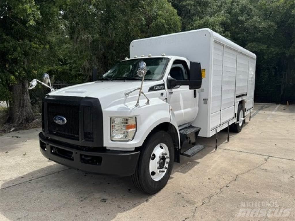 Ford F650 Getränkewagen