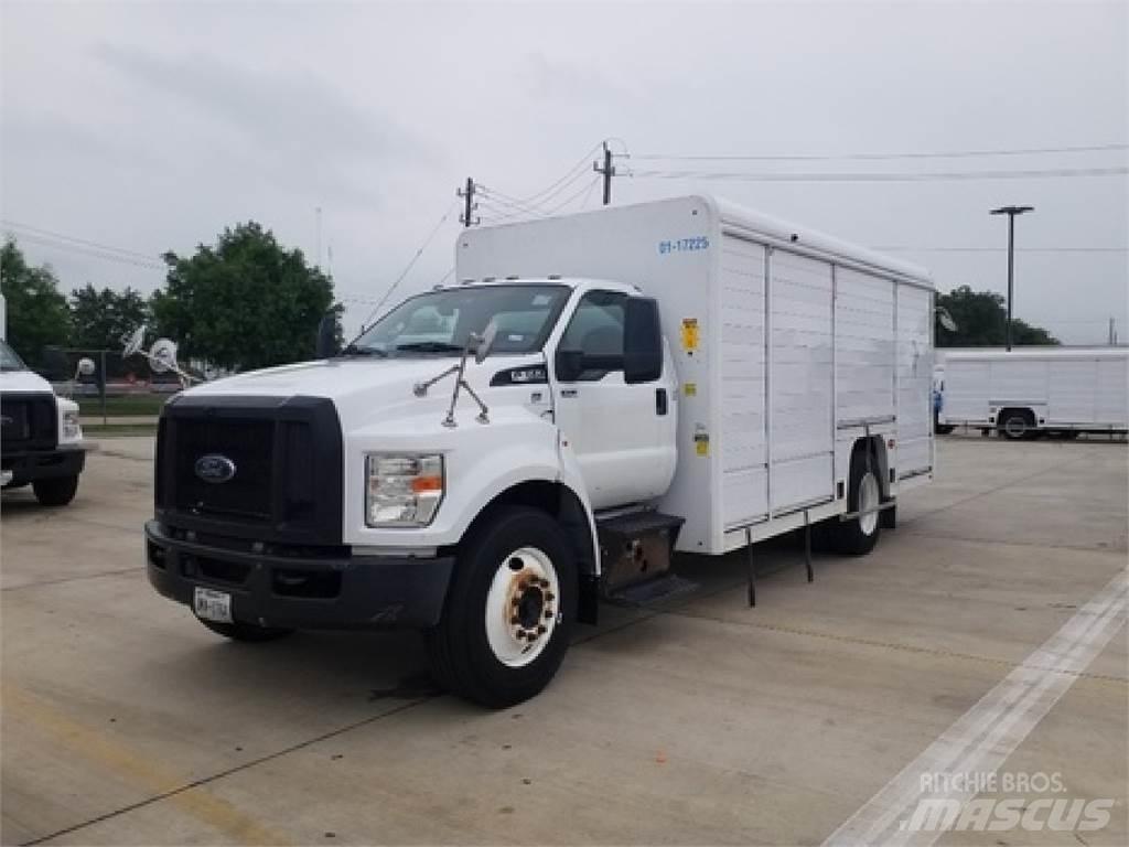 Ford F650 Getränkewagen