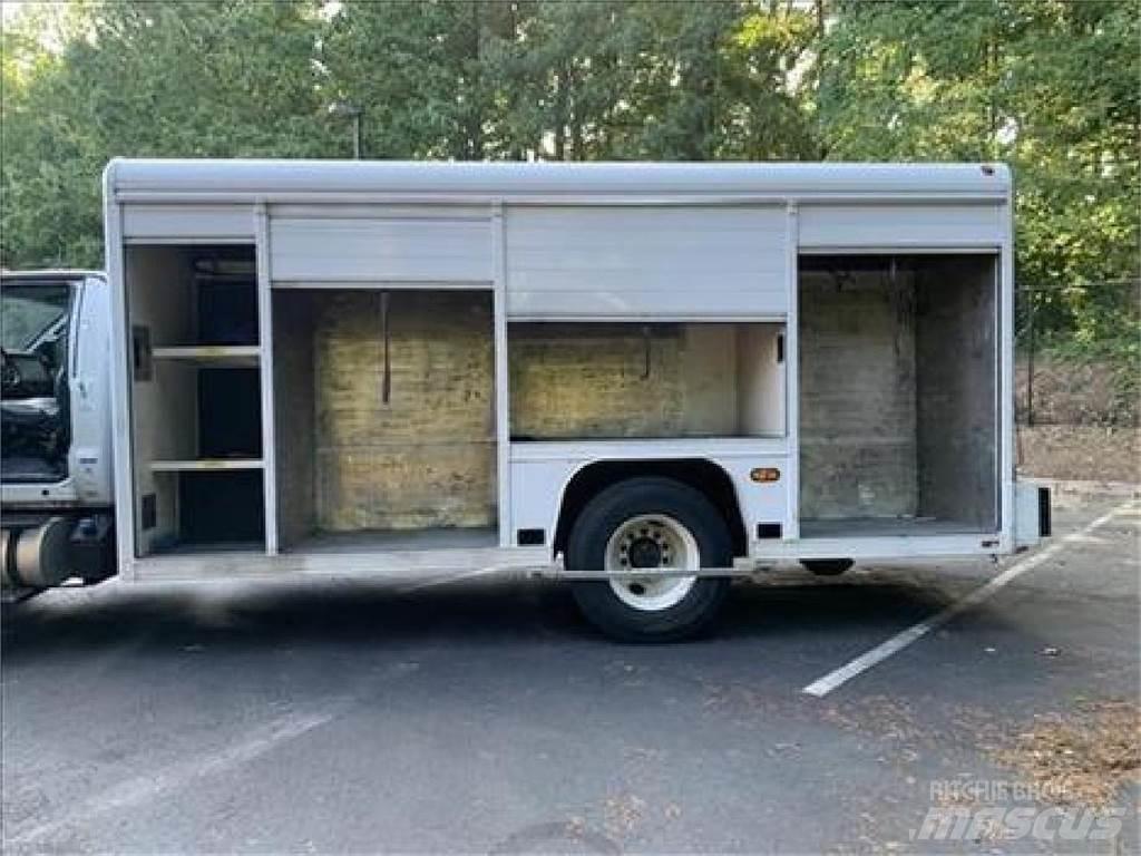 Ford F750 Getränkewagen