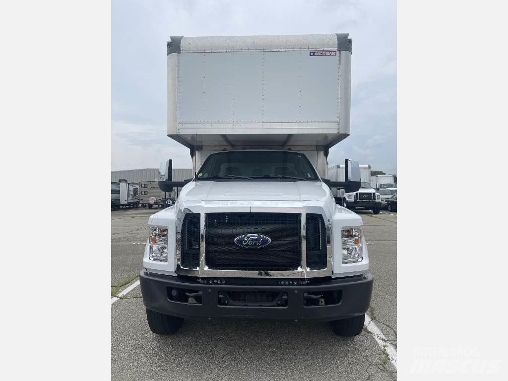 Ford F750 Kofferaufbau