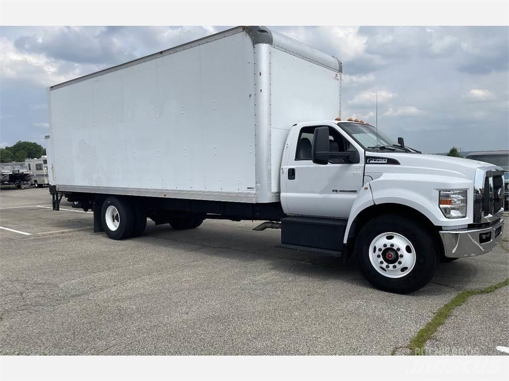 Ford F750 Kofferaufbau
