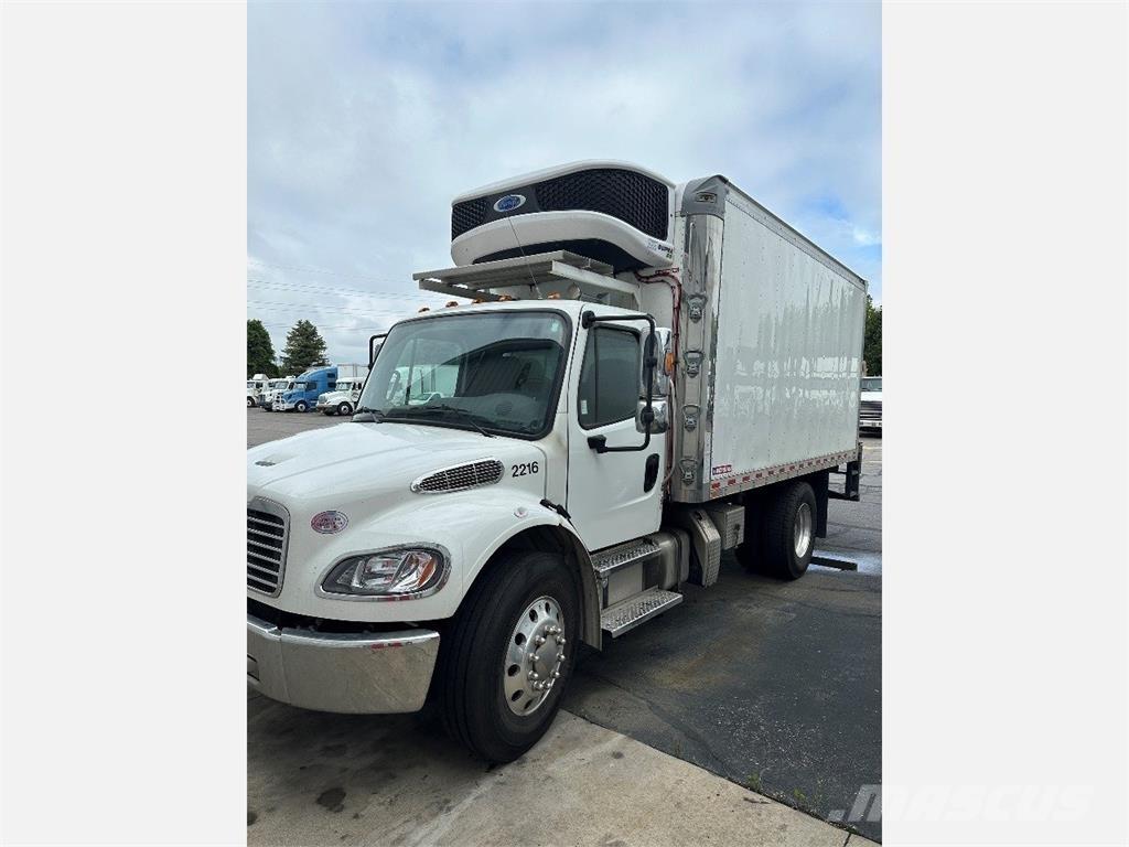 Freightliner M2 106 Kühlkoffer