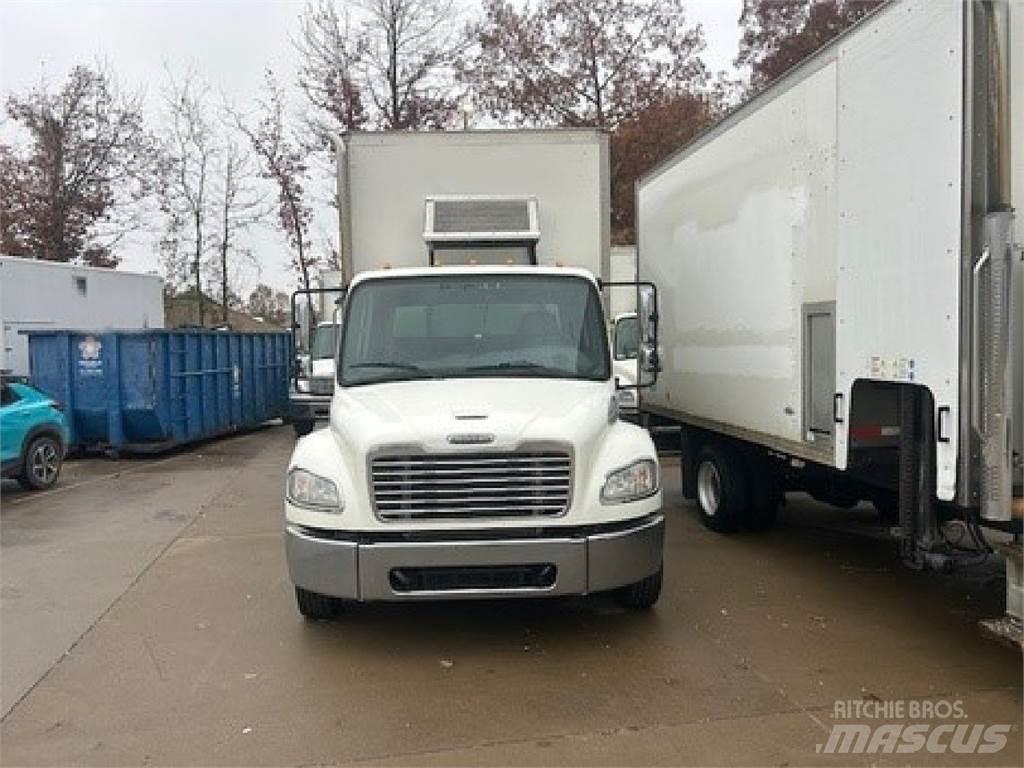Freightliner M2-106 Kofferaufbau