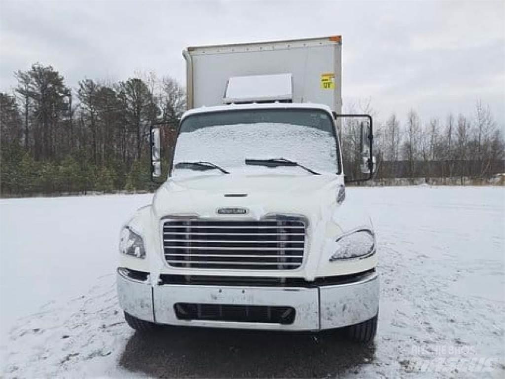 Freightliner M2-106 Kofferaufbau