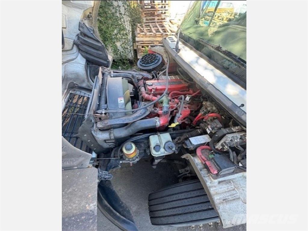 Freightliner M2 106 Kofferaufbau