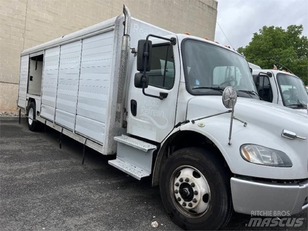 Freightliner M2106 Getränkewagen