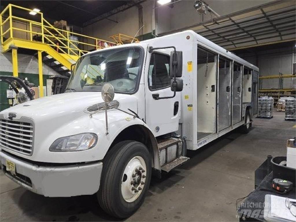 Freightliner M2106 Getränkewagen