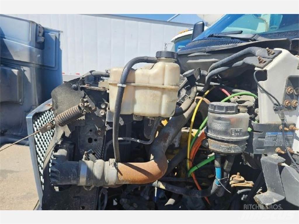 GMC C7500 Kofferaufbau