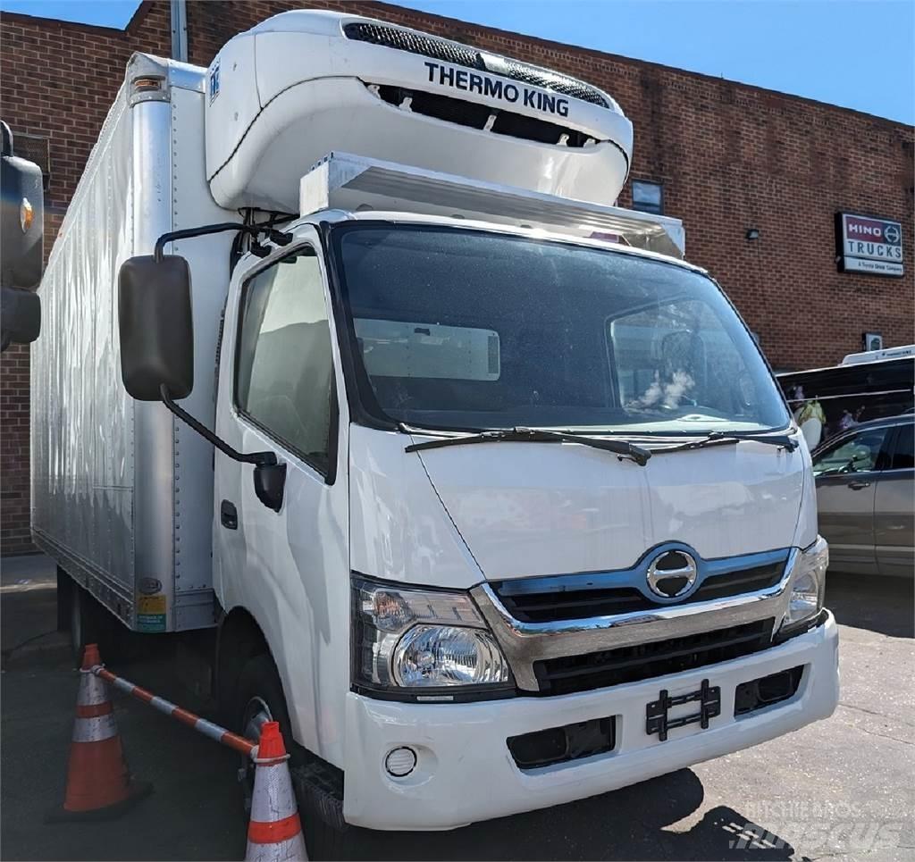 Hino 195 Kühlkoffer