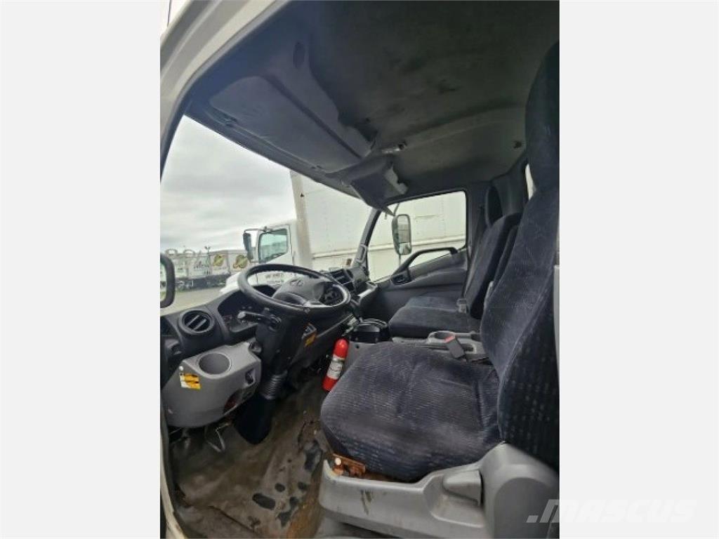 Hino 268 Kühlkoffer