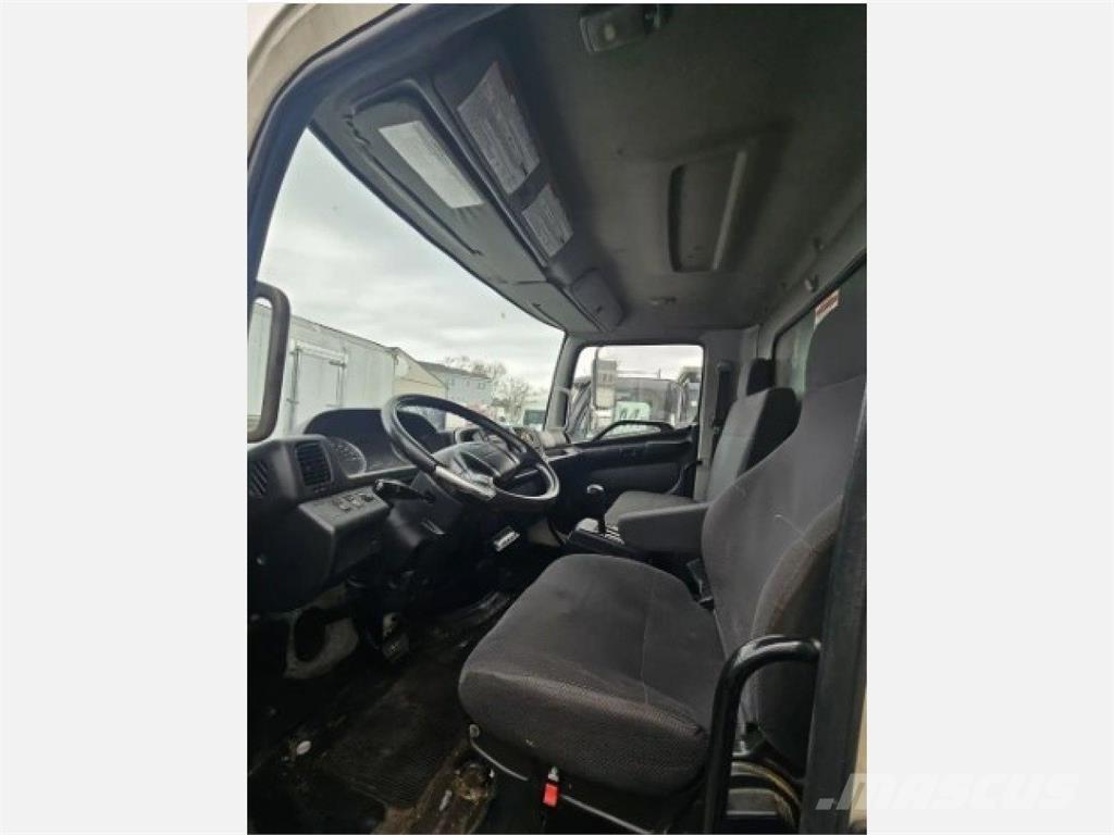 Hino 268 Kühlkoffer