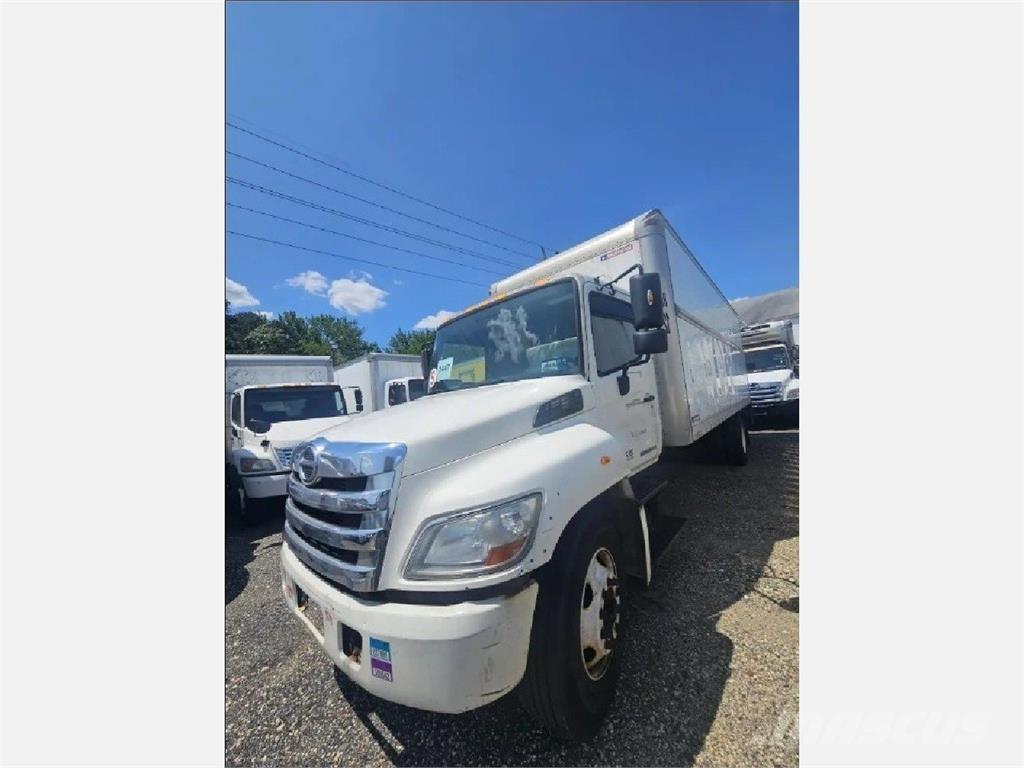 Hino 268 Kofferaufbau