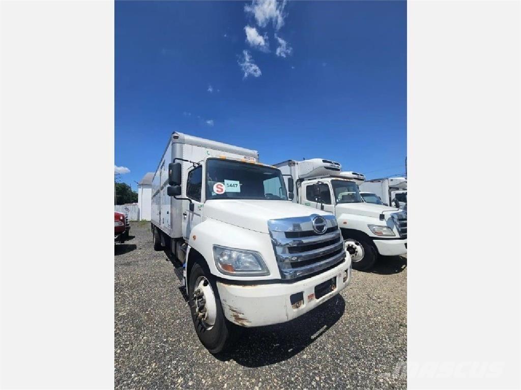 Hino 268 Kofferaufbau