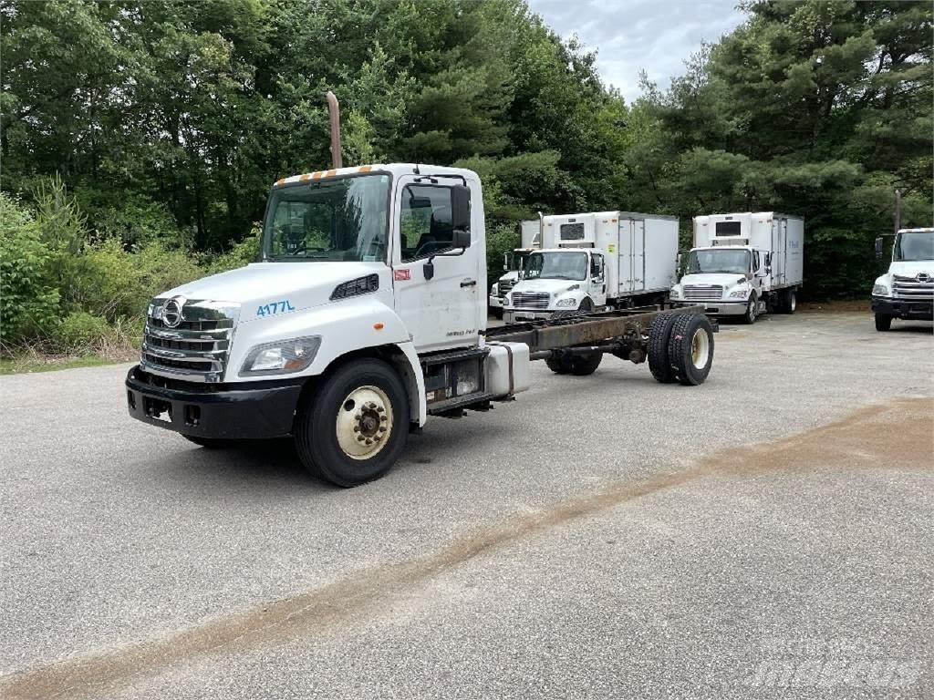 Hino 338 Wechselfahrgestell