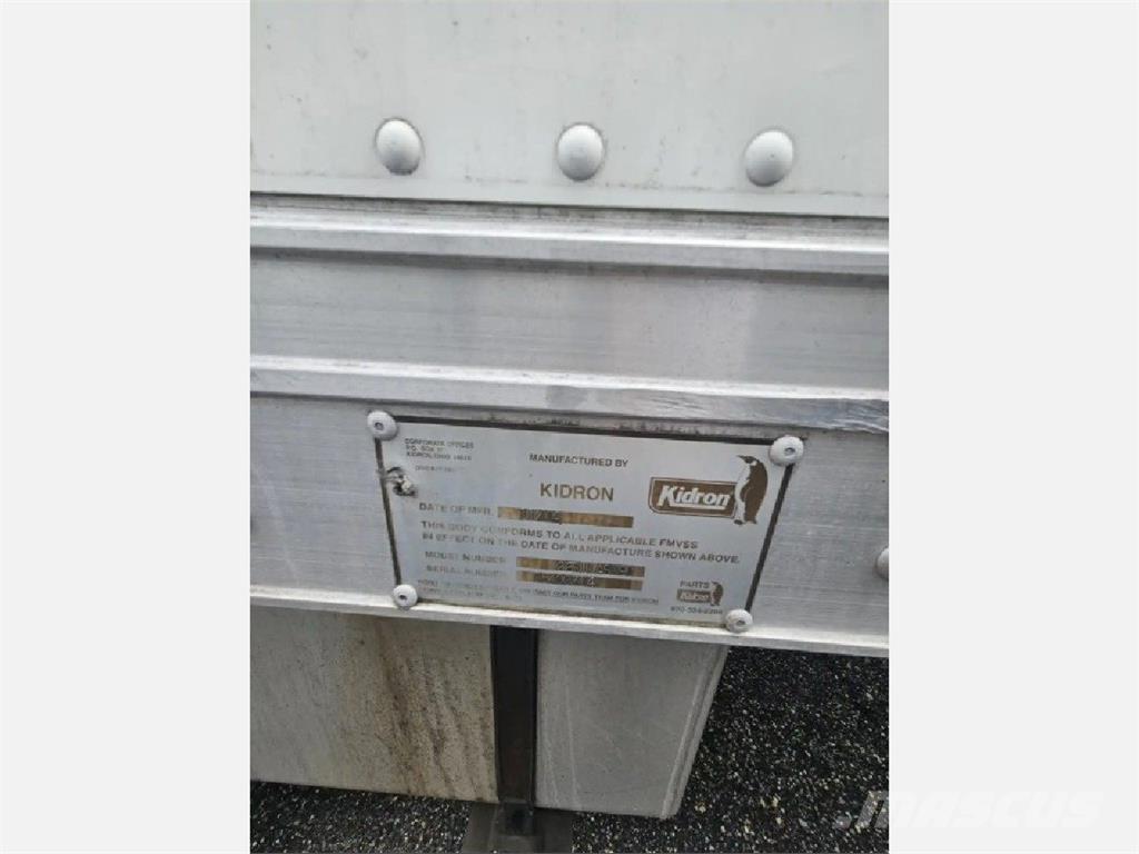 Hino 338 Kühlkoffer