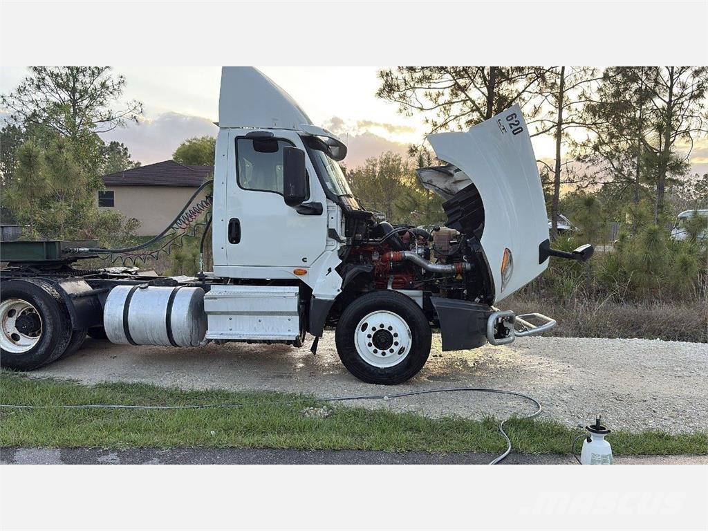 International LT625 Sattelzugmaschinen