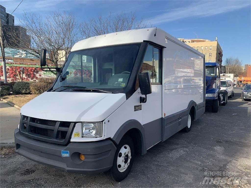 Isuzu Reach Kastenwagen