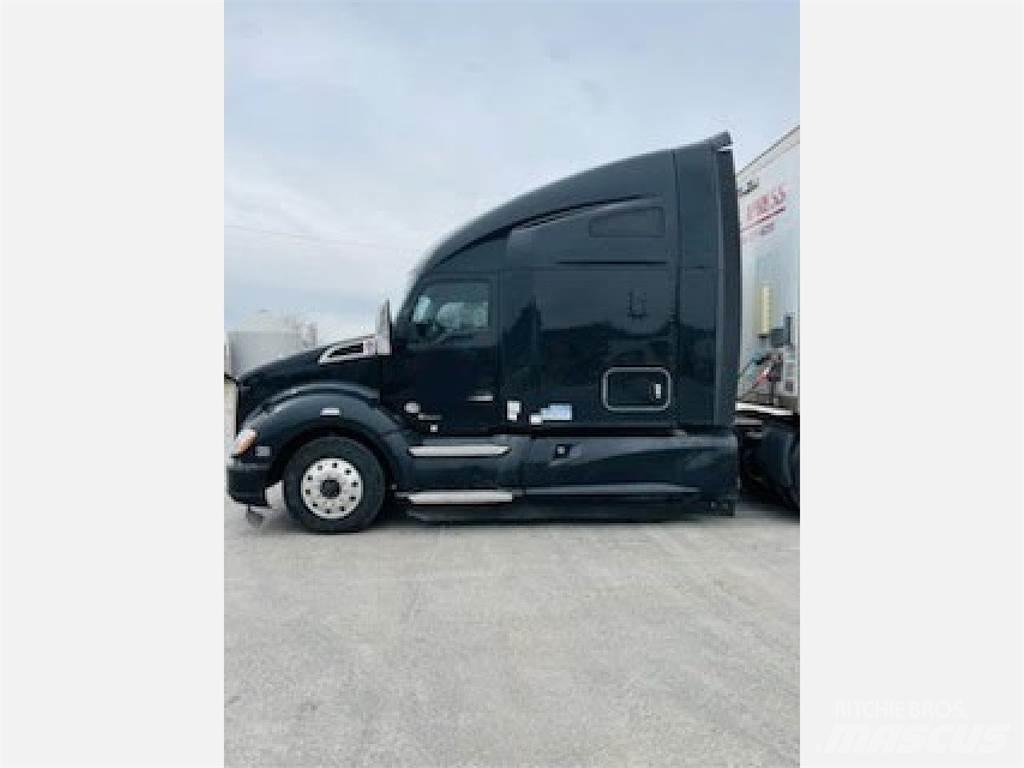 Kenworth T680 Sattelzugmaschinen