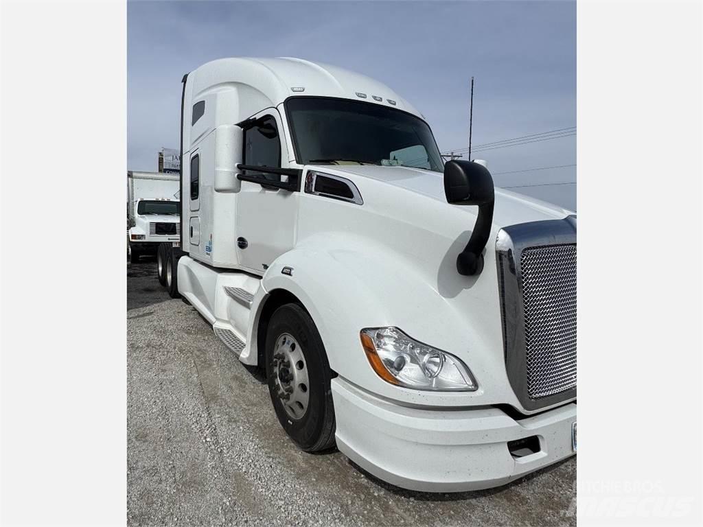 Kenworth T680 Sattelzugmaschinen