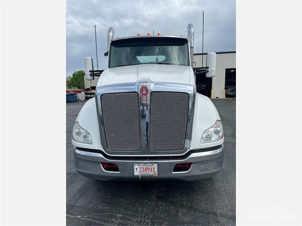 Kenworth T680 Sattelzugmaschinen