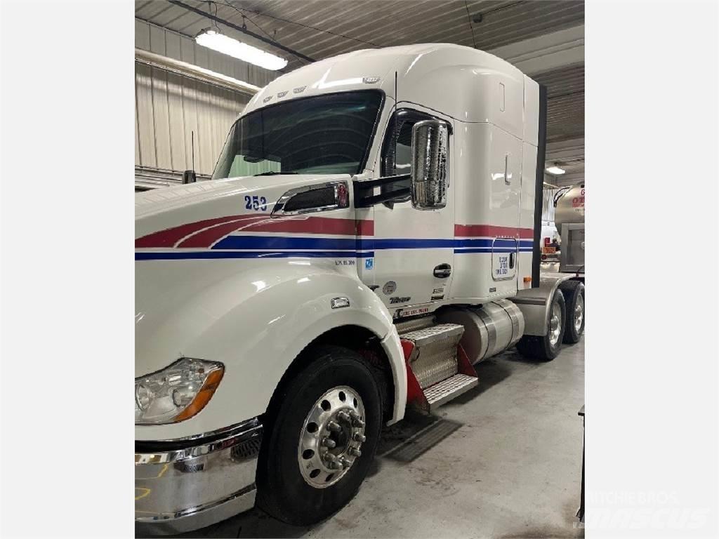 Kenworth T680 Sattelzugmaschinen