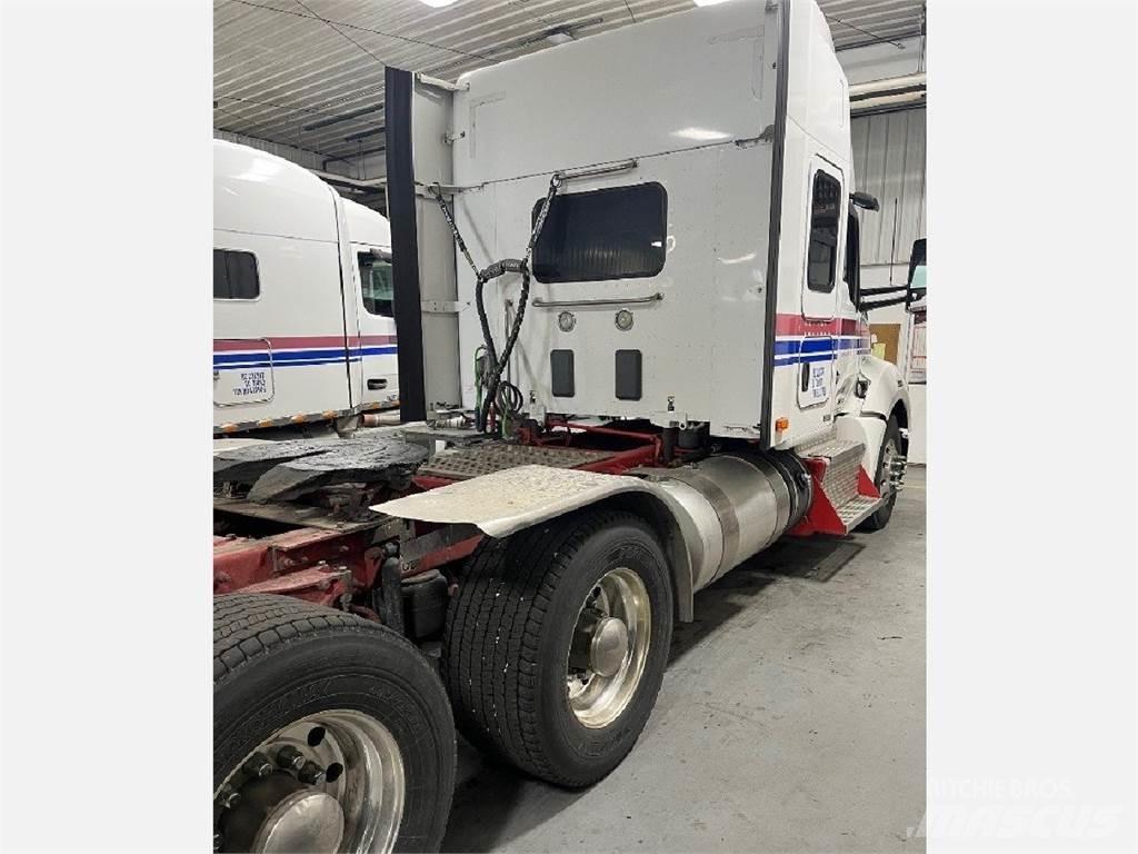 Kenworth T680 Sattelzugmaschinen