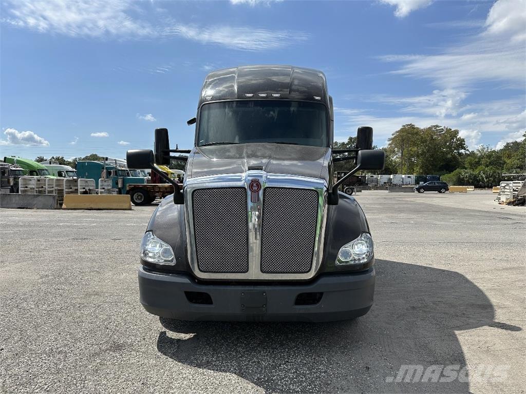 Kenworth T680 Sattelzugmaschinen