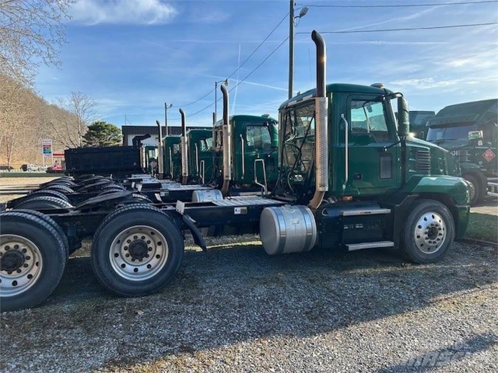 Mack AN64T Sattelzugmaschinen