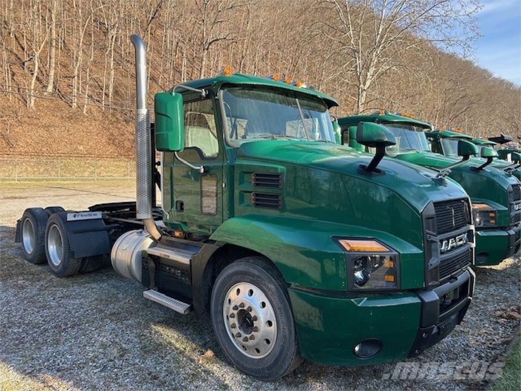 Mack AN64T Sattelzugmaschinen