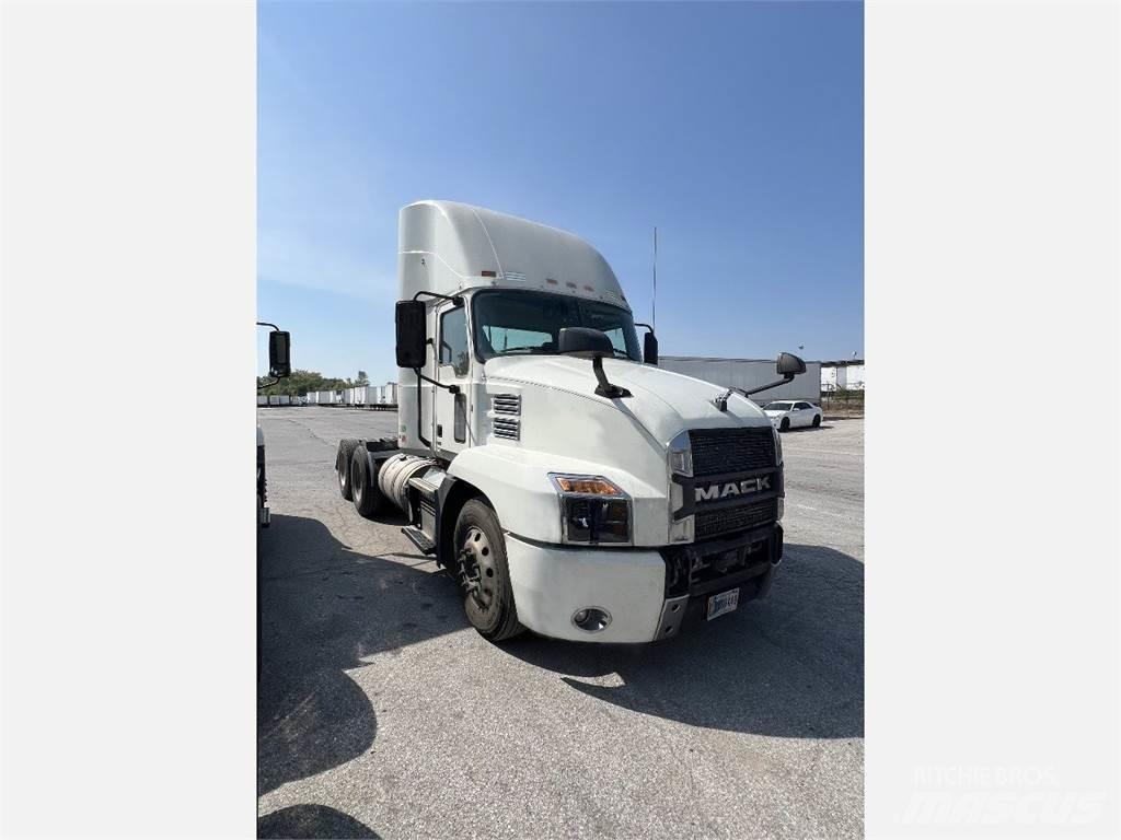 Mack Anthem AN64T Sattelzugmaschinen