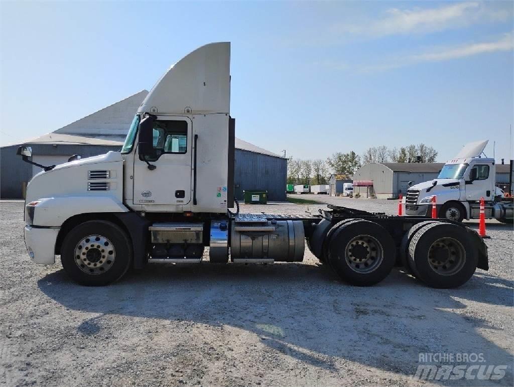 Mack Anthem AN64T Sattelzugmaschinen