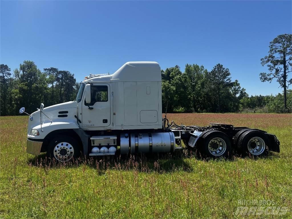 Mack CXU 613 Sattelzugmaschinen