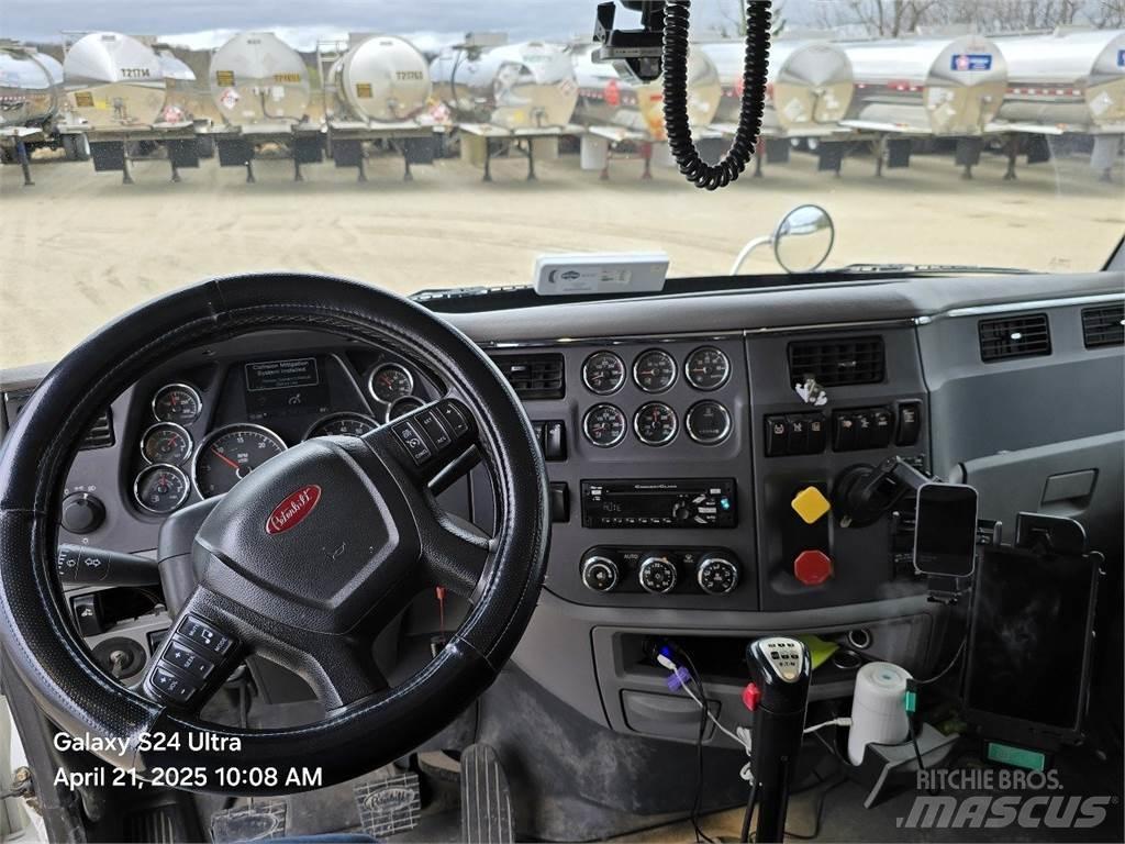 Peterbilt 567 Sattelzugmaschinen