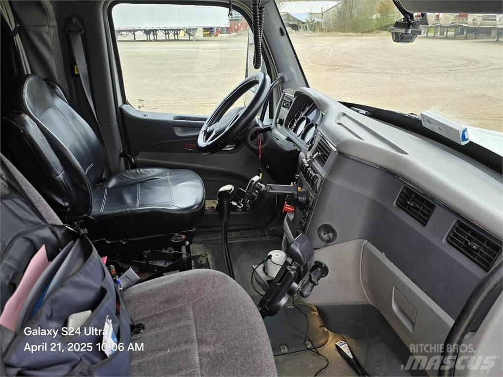 Peterbilt 567 Sattelzugmaschinen