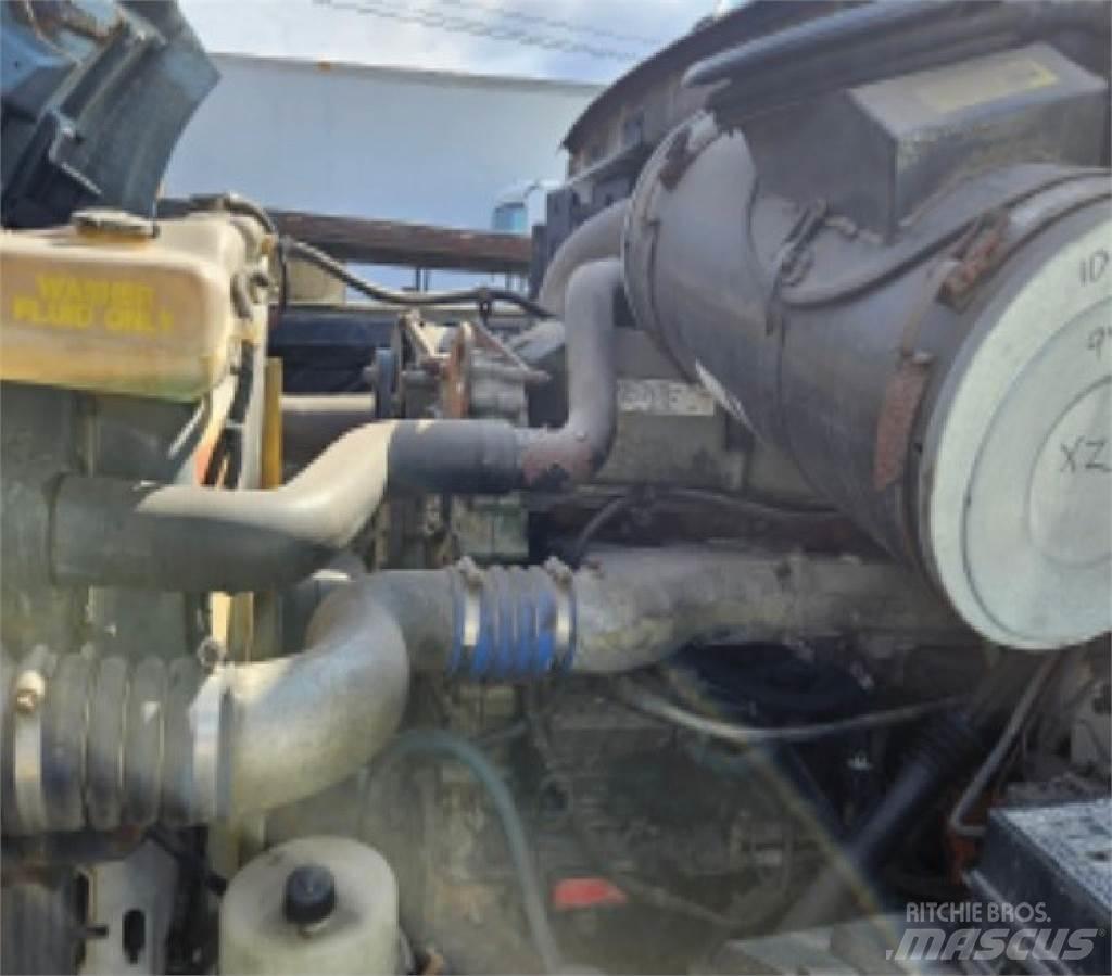 Sterling A9500 Sattelzugmaschinen