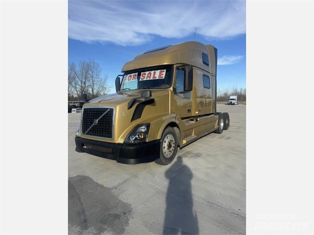 Volvo VNL 780 Sattelzugmaschinen