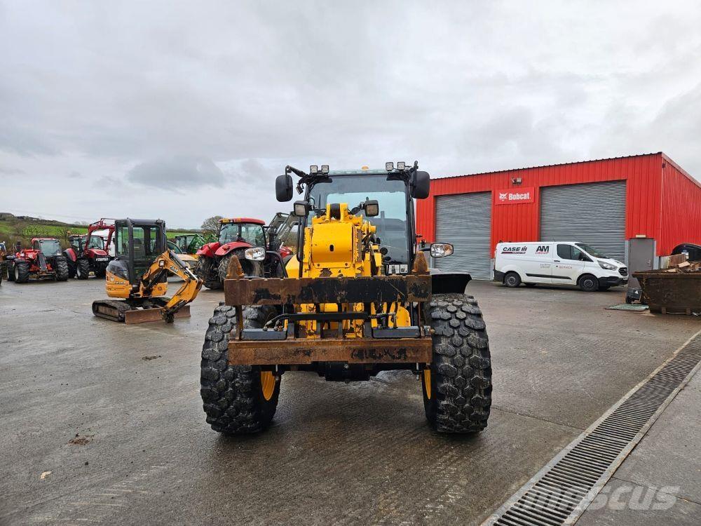 JCB TM320S Teleskoplader