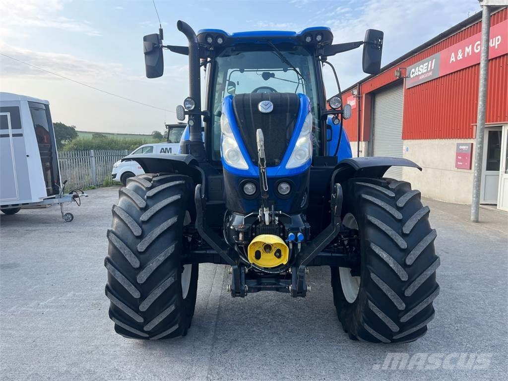 New Holland T7.210 Traktoren