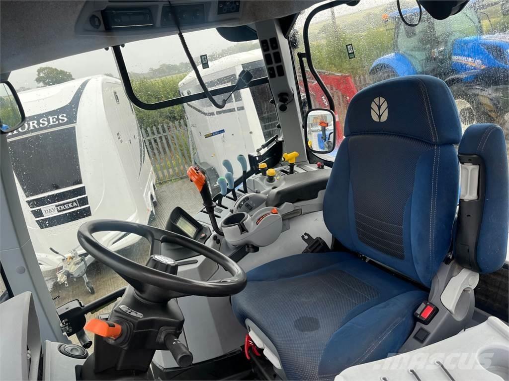 New Holland T7.210 Traktoren