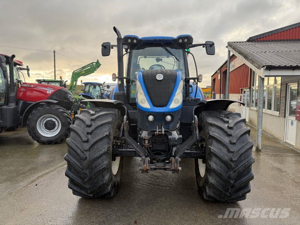 New Holland T7.225 Traktoren