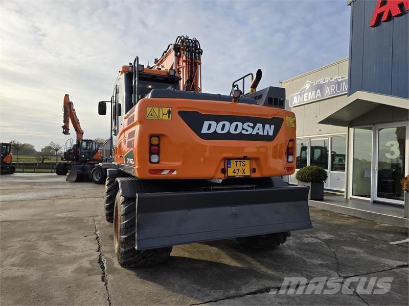 Doosan DX160W-5 Mobilbagger
