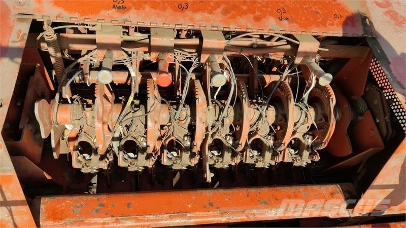 Hesston 4900 Quaderpressen
