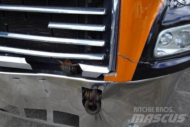 Mack CX612 Wechselfahrgestell