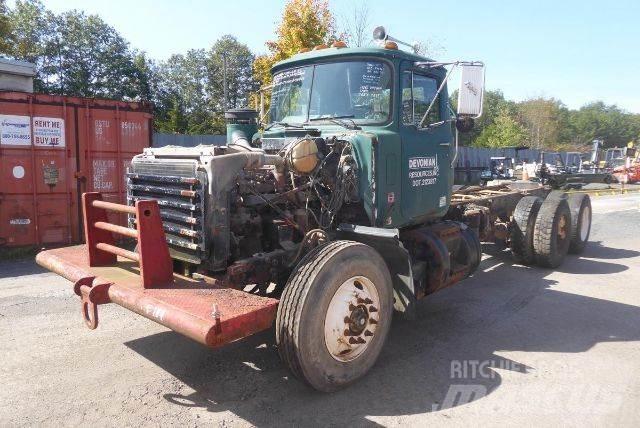 Mack RD688S Wechselfahrgestell